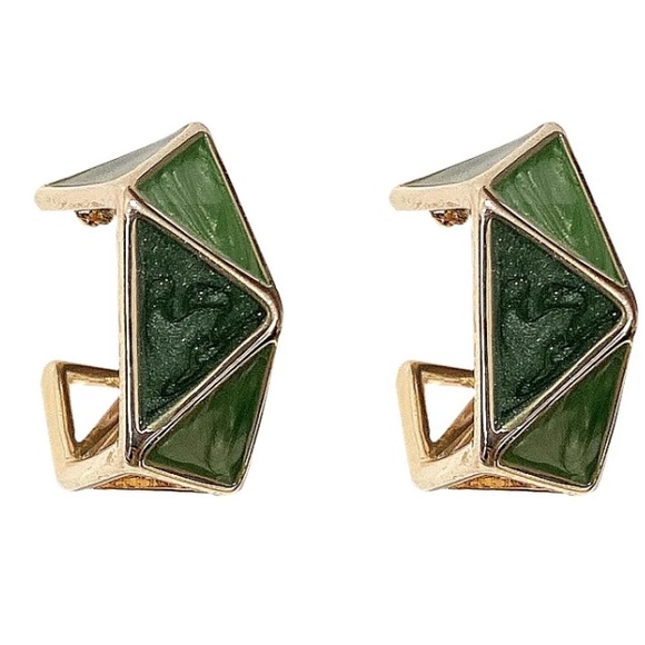 💚Insta green drop geometric earrings - Picture 5 of 5